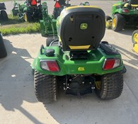 2016 John Deere X730 Thumbnail 4