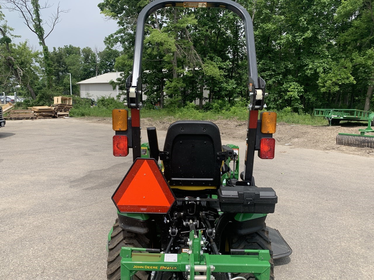 2021 John Deere 1025R Compact Utility Tractor For Sale in Hiawatha Iowa