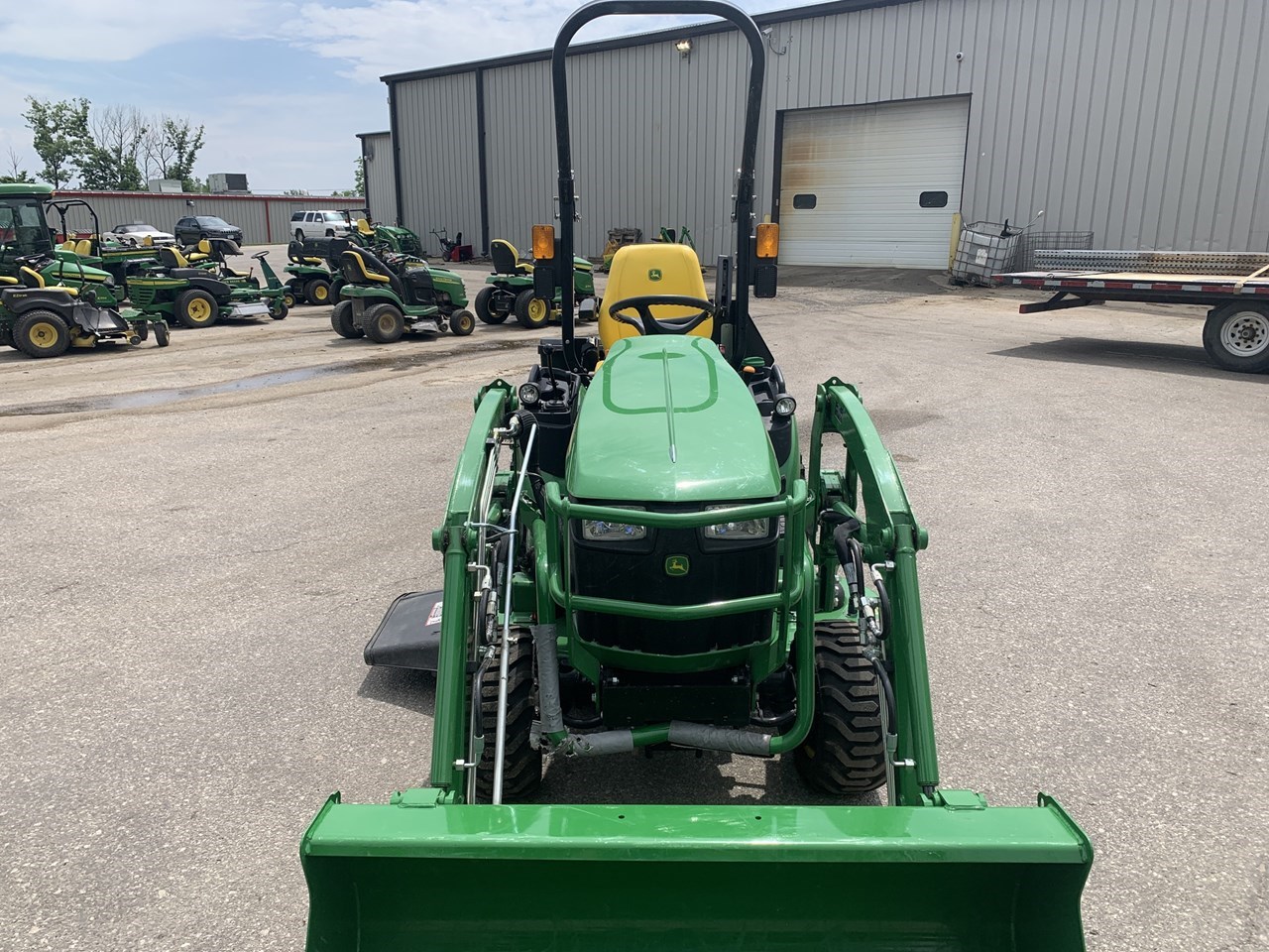 2021 John Deere 1025R Compact Utility Tractor For Sale in Hiawatha Iowa