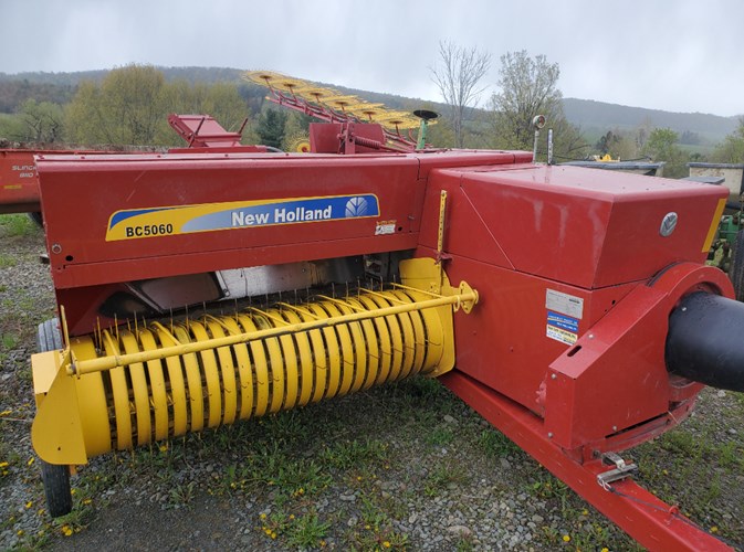 2015 New Holland BC5060 Baler-Square For Sale