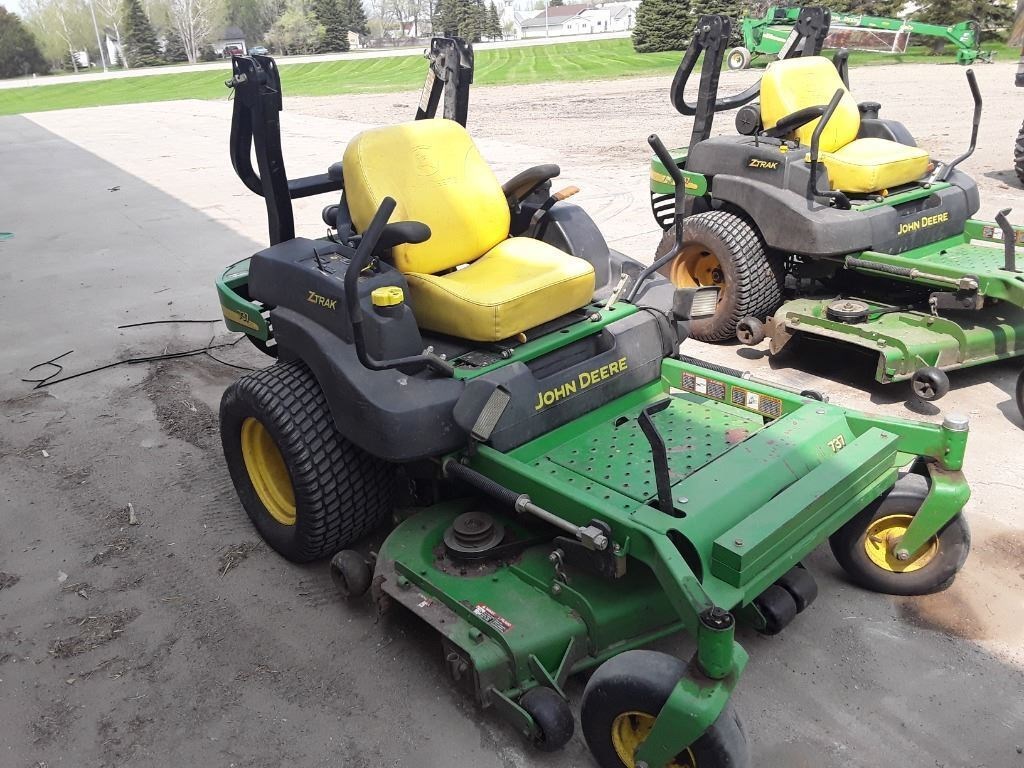 2006 John Deere 737 Zero Turn Mower For Sale in ster South Dakota