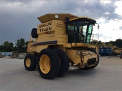 Combine For Sale 2000 New Holland TR99 