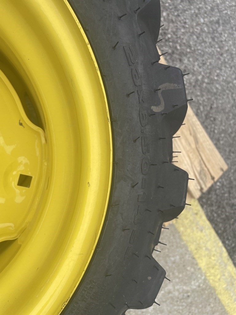 2023 John Deere 2032R & 2038R WHEELS AND TIRES Tires and Tracks For