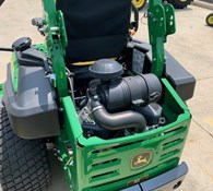 2023 John Deere Z930M Thumbnail 6