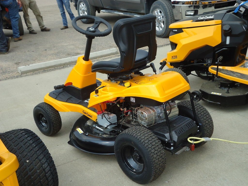 2023 Cub Cadet CC30H Riding Mower For Sale in Kimball Minnesota