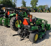 2019 John Deere 1023E Thumbnail 4