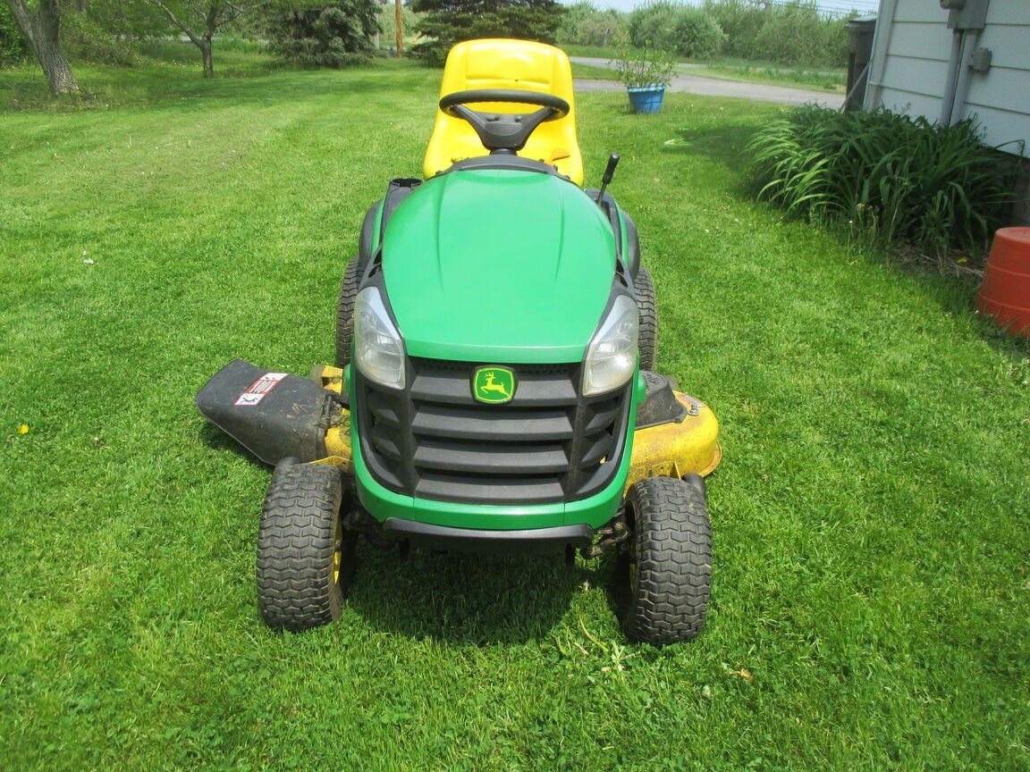 2014 John Deere D140 Lawn Mower For Sale