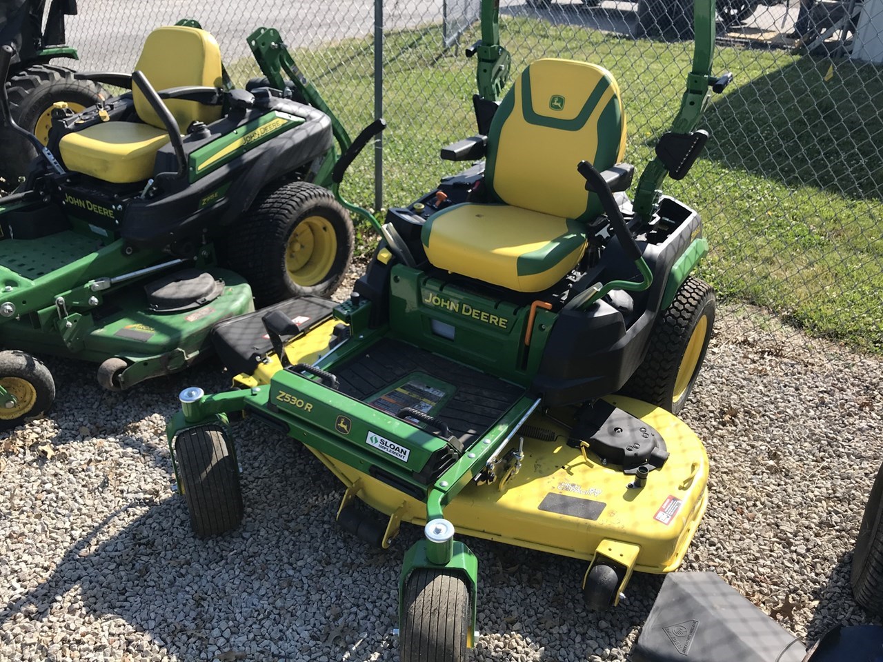2022 John Deere Z530R Zero Turn Mower For Sale in Virden Illinois