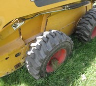 2009 Deere 325 Thumbnail 6