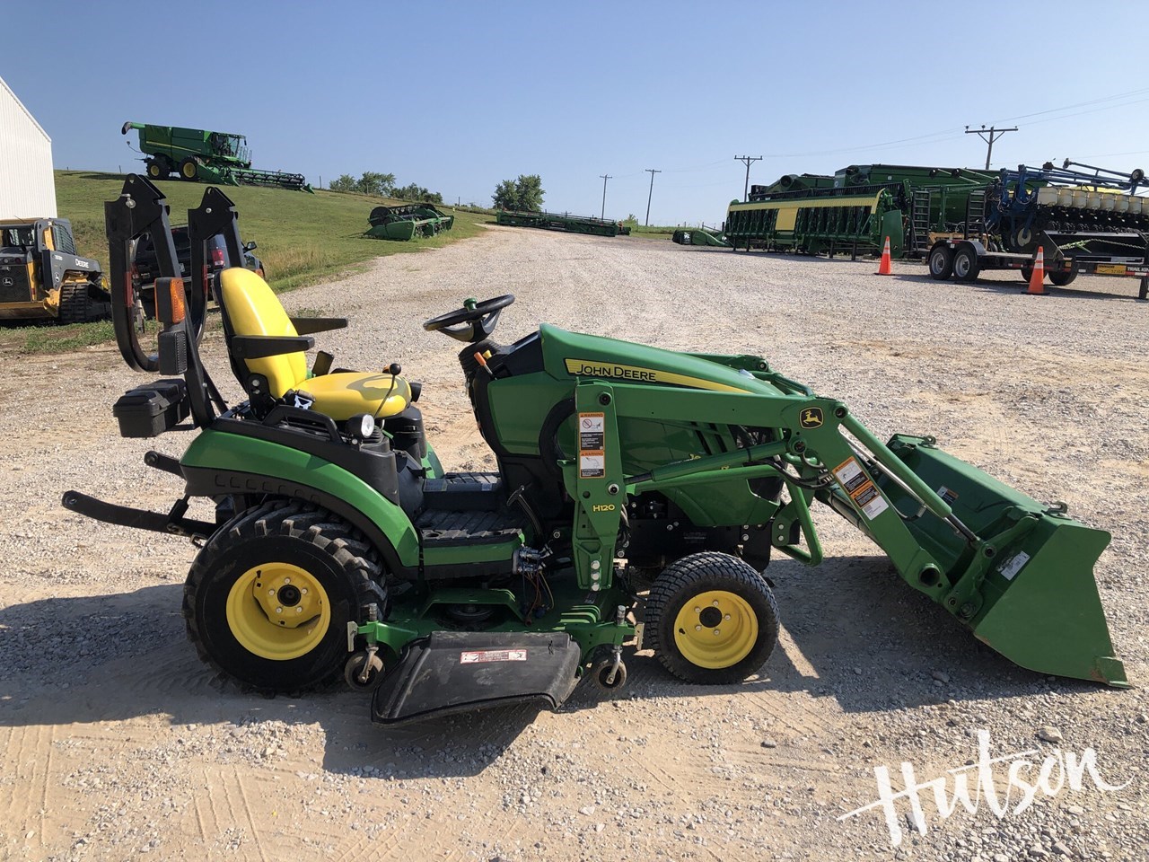 2014 John Deere 1025R Compact Utility Tractor For Sale in Elnora Indiana