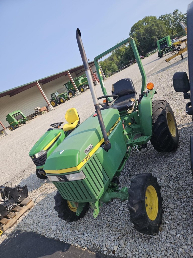 1996 John Deere 770 Compact Utility Tractor For Sale in Dutzow Missouri