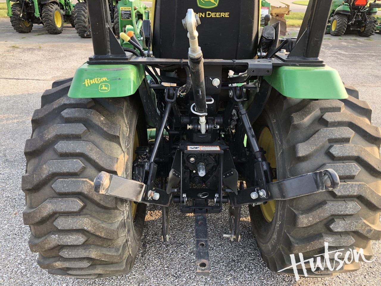 2015 John Deere 2032R Compact Utility Tractor For Sale in Poseyville