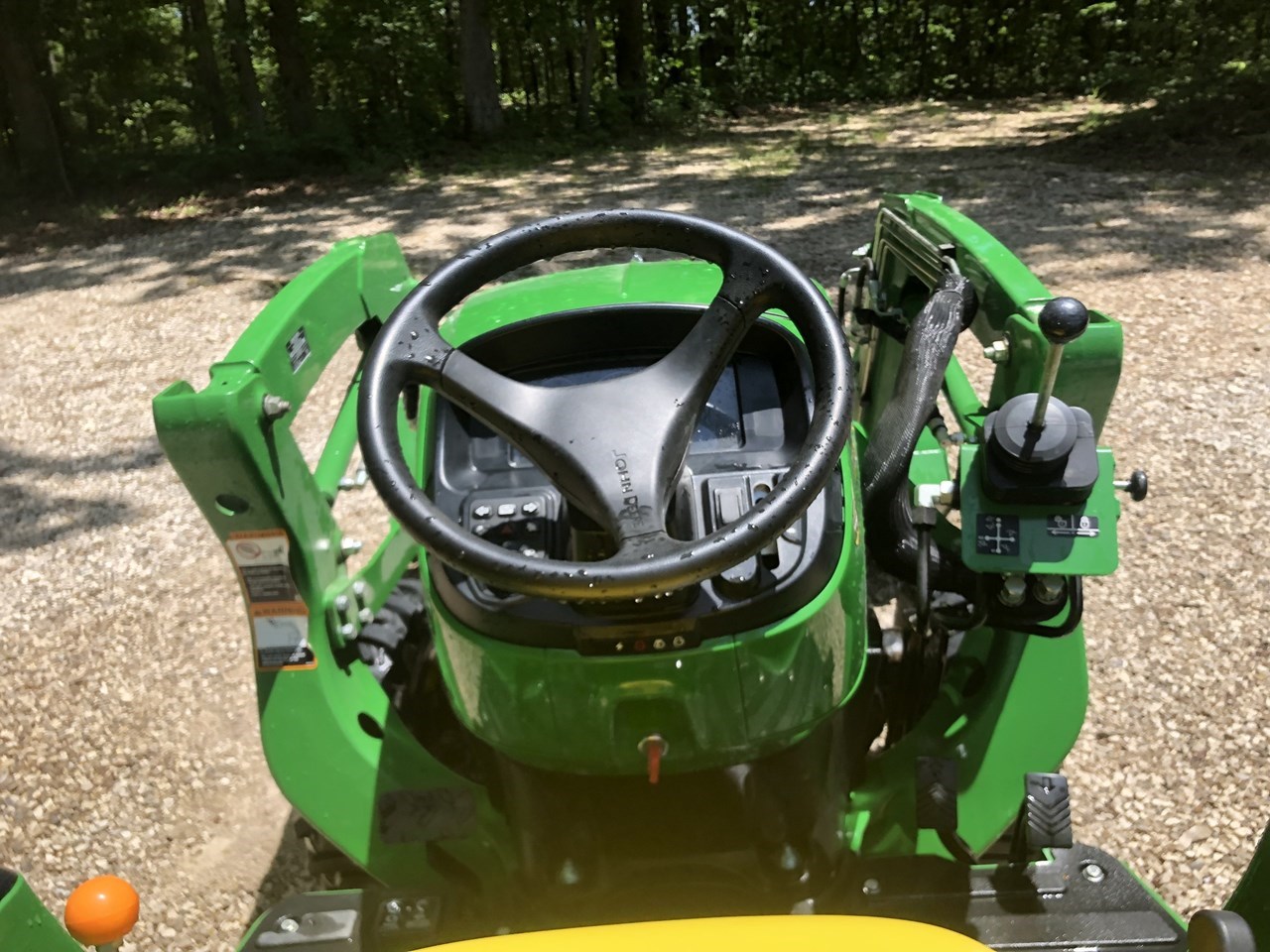 2022 John Deere 3032E Compact Utility Tractor For Sale in Steeleville