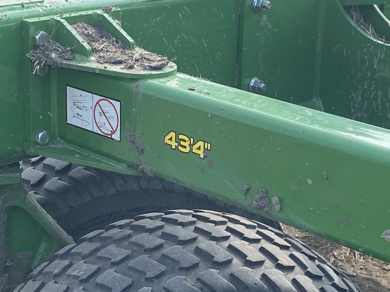 2022 John Deere N543F Air Drill For Sale in Yorkton Saskatchewan