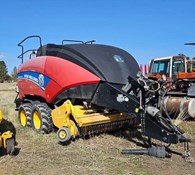 2015 New Holland 340 CropCutter™ Rotor Cutter Thumbnail 1