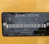 2018 John Deere 325G Thumbnail 32
