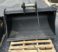 2022 AMI Attachments 60" DITCH CLEANING BUCKET Thumbnail 2