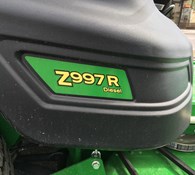 2023 John Deere 997R Thumbnail 3