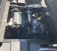 2023 John Deere XUV835R HVAC Thumbnail 6