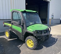 2023 John Deere XUV835R HVAC Thumbnail 7