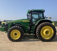 2022 John Deere 8R 370 Thumbnail 1