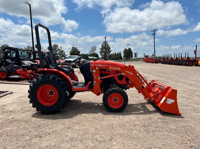 2023 Kubota LX3310HSD Tractor For Sale