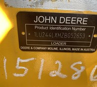 2019 John Deere 244L Thumbnail 6