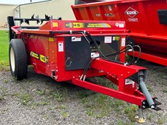 Manure Spreader-Dry/Pull Type For Sale 2023 H & S S2217 