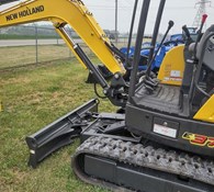 2023 New Holland Compact Excavators E37C Thumbnail 3