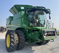 2019 John Deere S780 Thumbnail 1