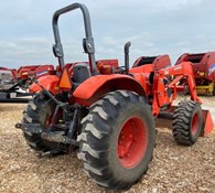 2020 Kubota M7060D Thumbnail 5