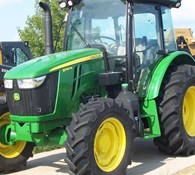 2022 John Deere 5090M Thumbnail 2