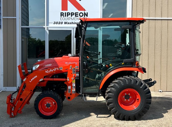 Kubota LX3310HSDC Tractor For Sale