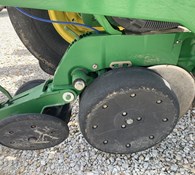 2009 John Deere 1770NT Thumbnail 5