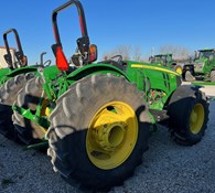 2021 John Deere 5075M Thumbnail 5