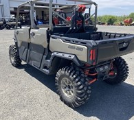 2023 Can-Am Defender MAX X mr with Doors HD10 Thumbnail 2