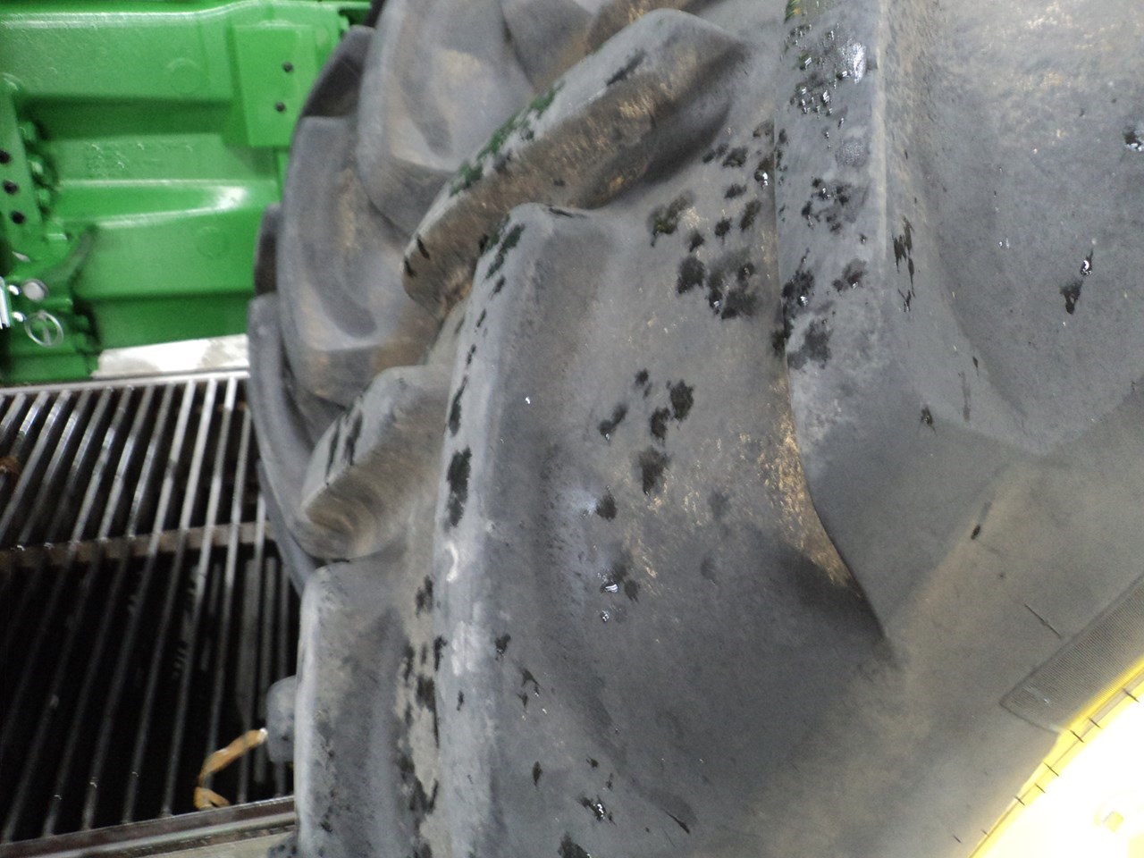 2022 John Deere 8R 310 Tractor Row Crop For Sale in Macedonia Iowa