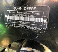 2017 John Deere 1025R Thumbnail 9