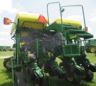 2020 John Deere 1775NT Thumbnail 7