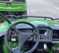 2023 John Deere 825M Thumbnail 6