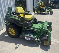 2016 John Deere Z920M Thumbnail 2