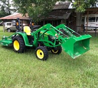 John Deere 3038E Thumbnail 3