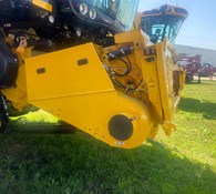 2023 New Holland CR8.90 Thumbnail 5