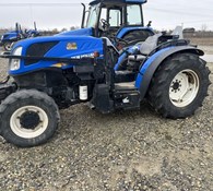 2016 New Holland T4.100F Thumbnail 2