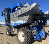 2018 New Holland Braud 9090X Vine - 2 Hoppers Thumbnail 3
