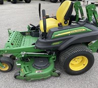 2016 John Deere Z925M EFI Thumbnail 1