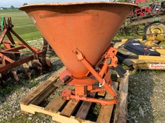 Spreader-3 Point Hitch For Sale UNKNOWN  