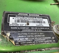 2016 John Deere Z925M Thumbnail 4