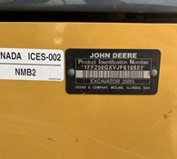 2018 John Deere 250G LC Thumbnail 16