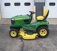 2021 John Deere X758 Thumbnail 2